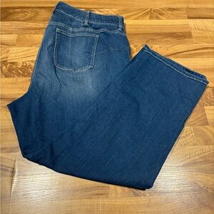 Torrid Bombshell Straight Premium Stretch Jean Size 24R